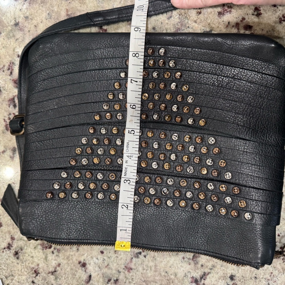 VIOLA CASTELLANI Made In Italy Leather Vintage Black Studded Crossbody Bag Purse - Picture 7 of 9